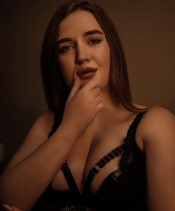 Опыт, который я накопила, поможет тебе испытать неповторимое наслаждение. 💋
Я живу в Москве, так что из Москвы или в гостях в этом прекрасном городе, я твоя успокаивающая фантазия. Мои услуги включают интимные моменты, расслабляющие массажи и бесценные моменты страсти. 💥
Отзывы о моих услугах говорят сами за себя - клиенты восторгаются моими нежными прикосновениями и безудержной энергией. Также у меня есть фото, чтобы ты мог увидеть, насколько привлекательна я. 📷
Не упускай возможность провести время с умелой спутницей, которая превратит твои сексуальные желания в реальность. Жду тебя. 😘 Сюрприз